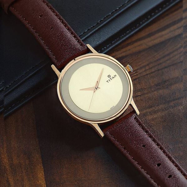 TITAN    1672WL01