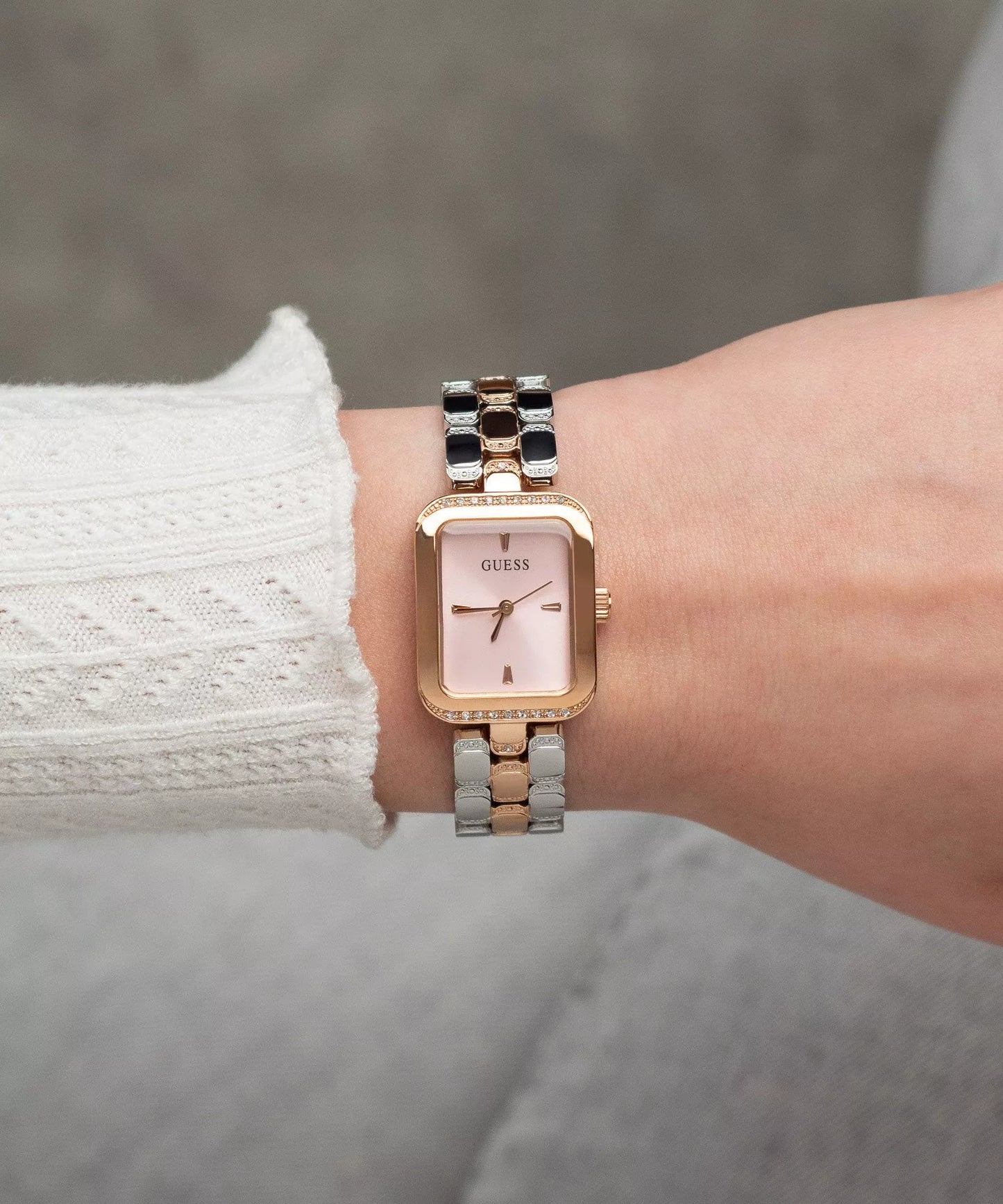 GUESS GW0865L5
